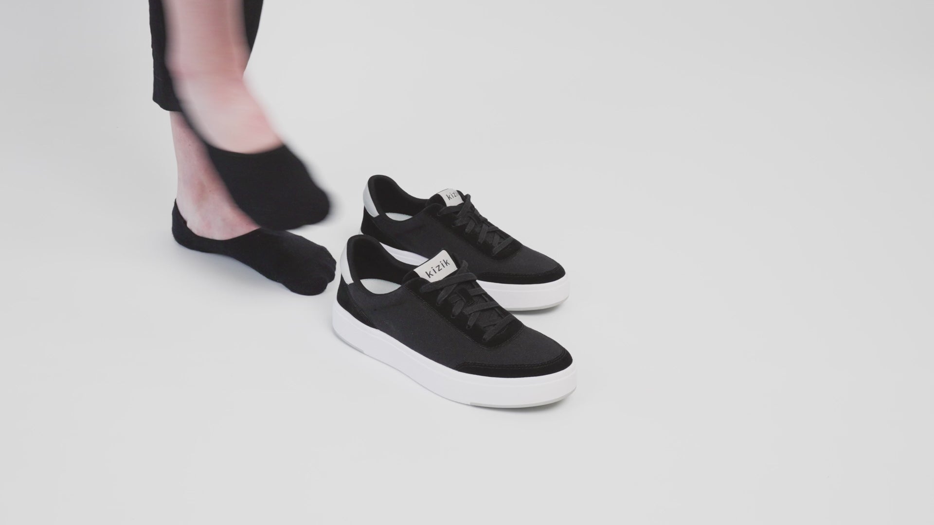 Women's Prague - Black