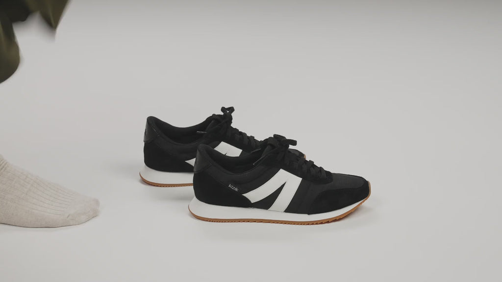 Women's Milan - Black and White